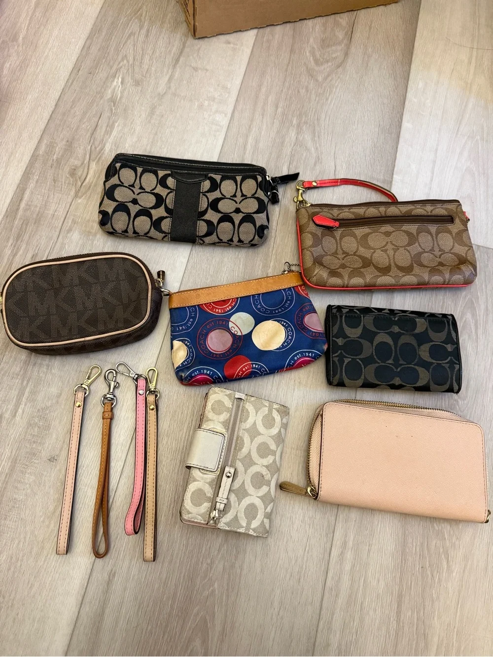 Coach and MK - Picture 2 of 9